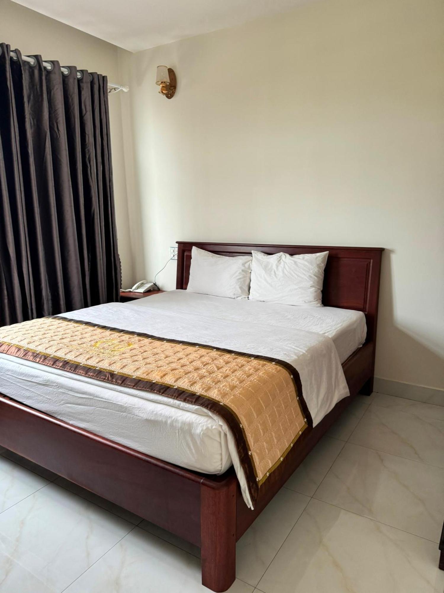 Hoang Khiem Hotel 플레이쿠 외부 사진
